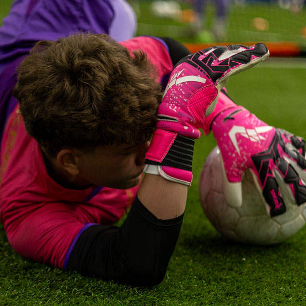 Kronis Goalkeeper Camp